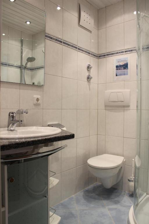Double Room,1162782294:JPEG