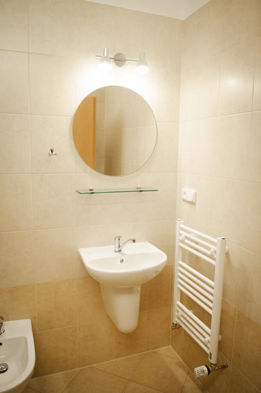 Doppelzimmer mit Balkon