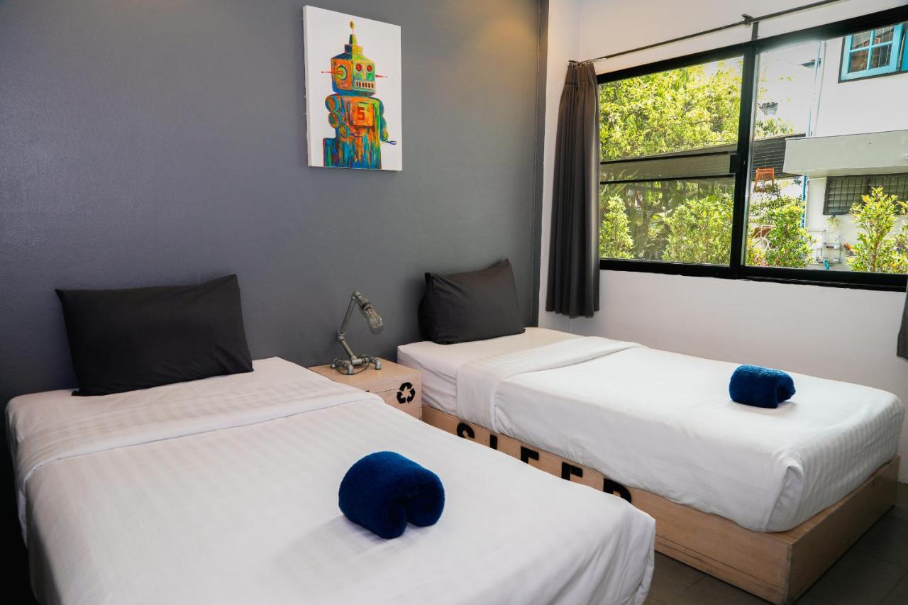 Standard Twin Room,1386505052:JPEG