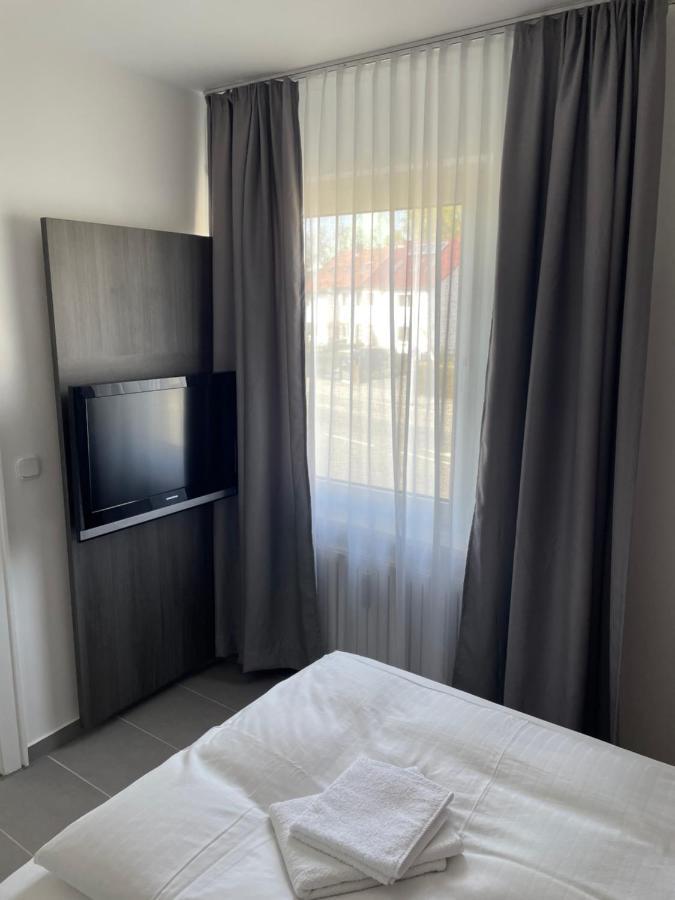 Single Room Bathroom