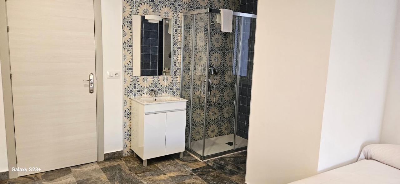 Quadruple Room with Balcony,1492208716:JPEG