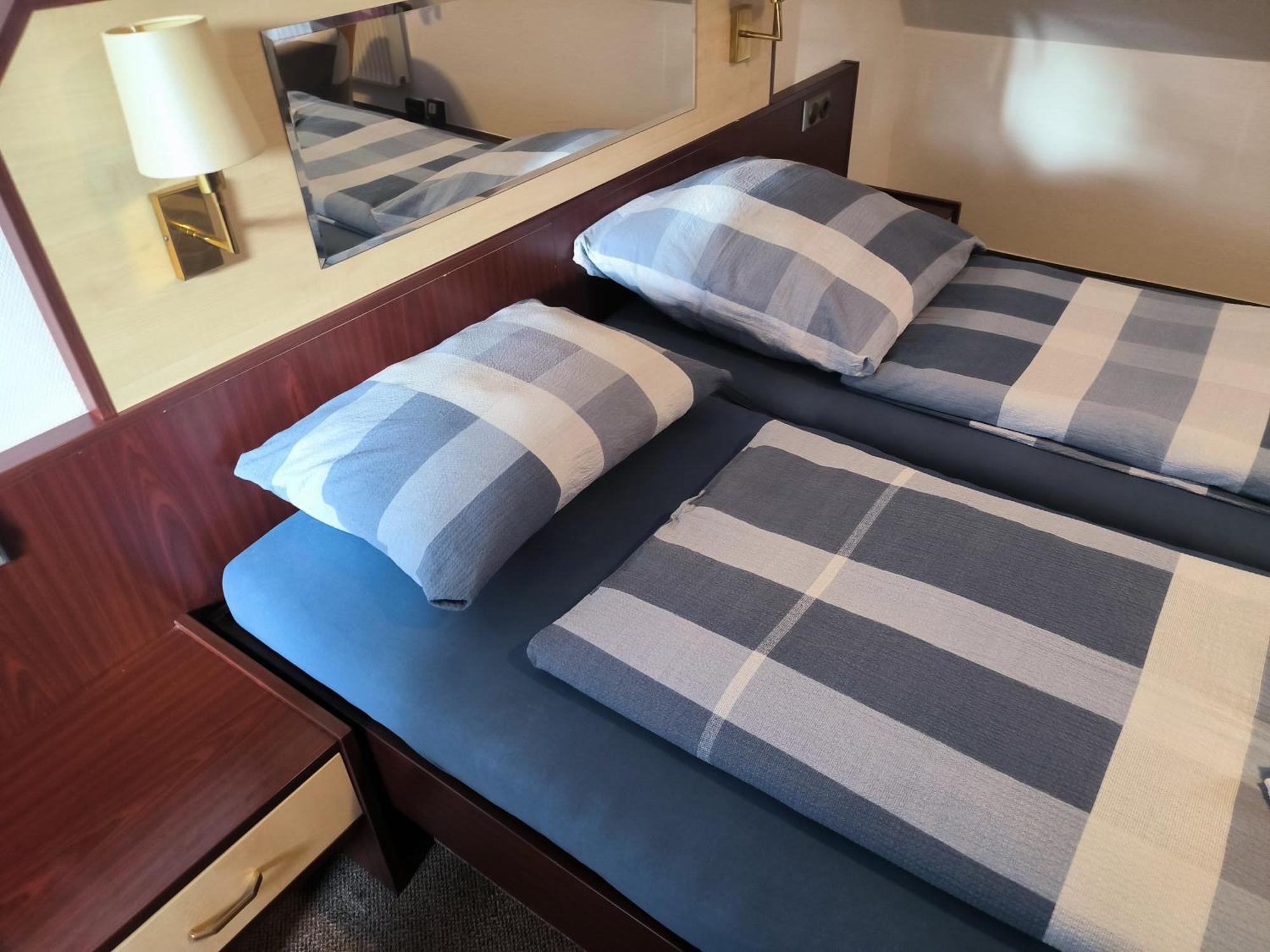 Deluxe Doppelzimmer (2 Erwachsene & 1 Kind)