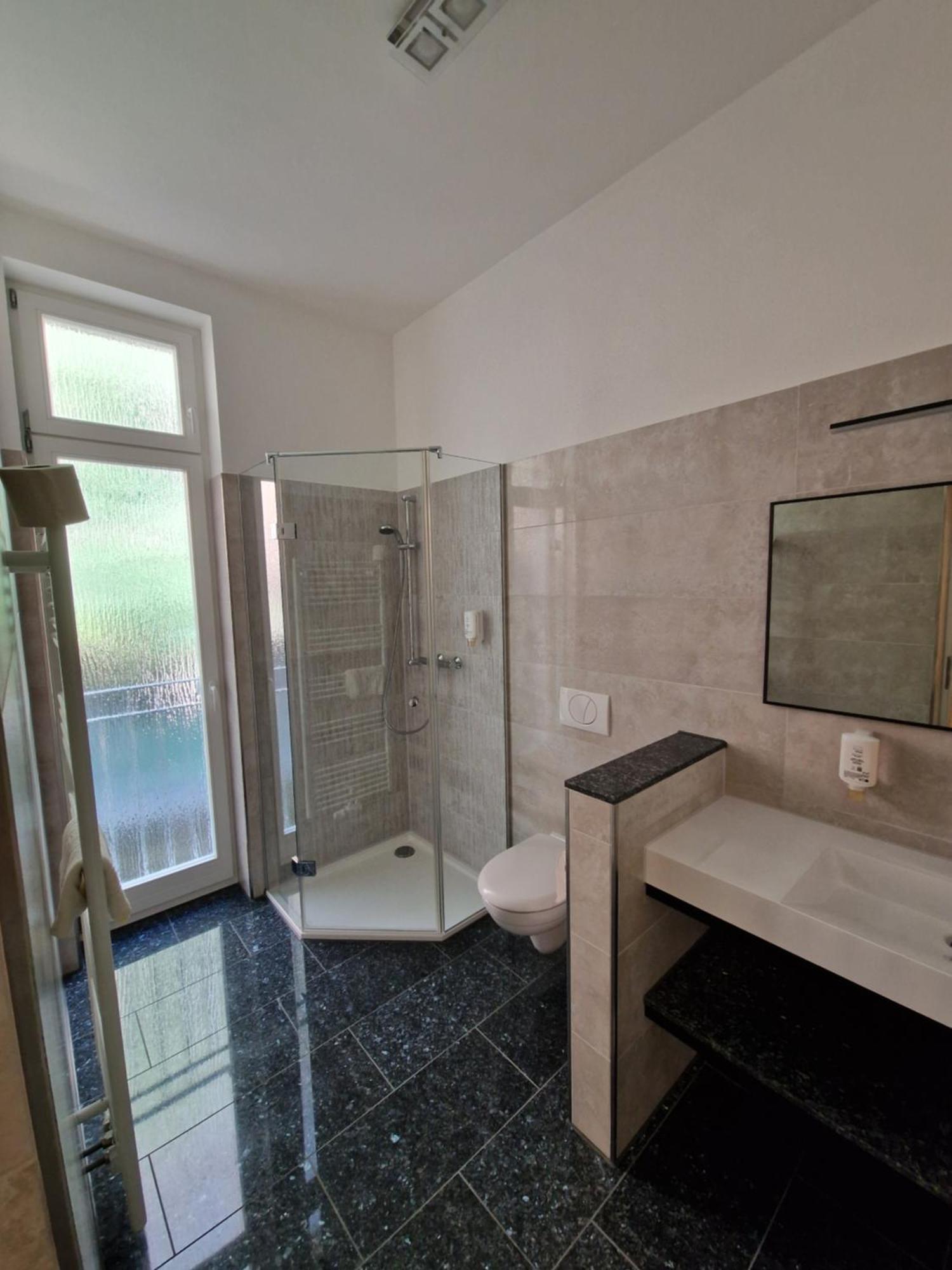Single Room with Balcony,1563386050:JPEG