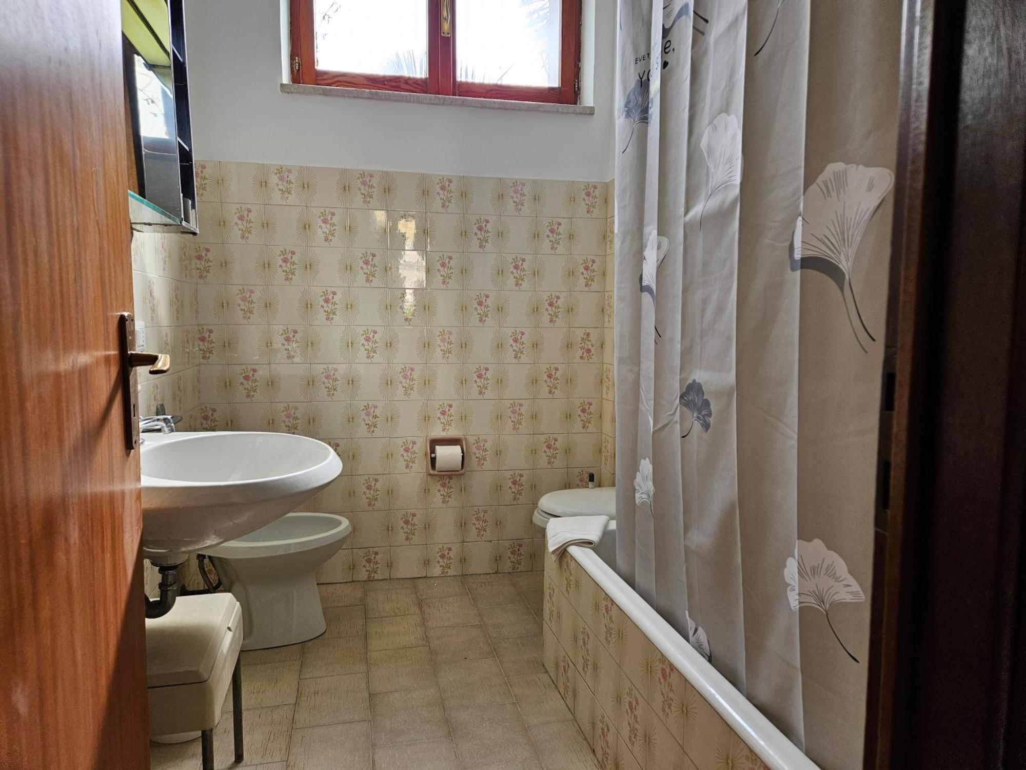 Double Room,1572228404:JPEG