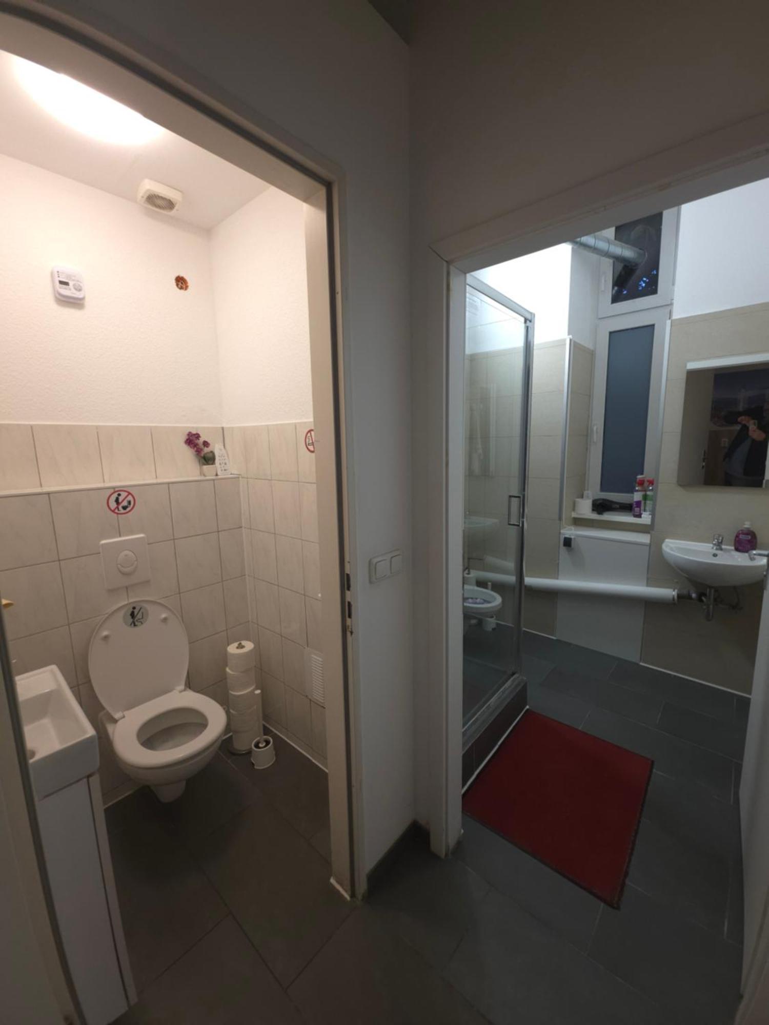 Doppelzimmer mit Gemeinschaftsbad