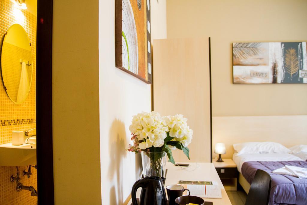 Zweibettzimmer mit Bad