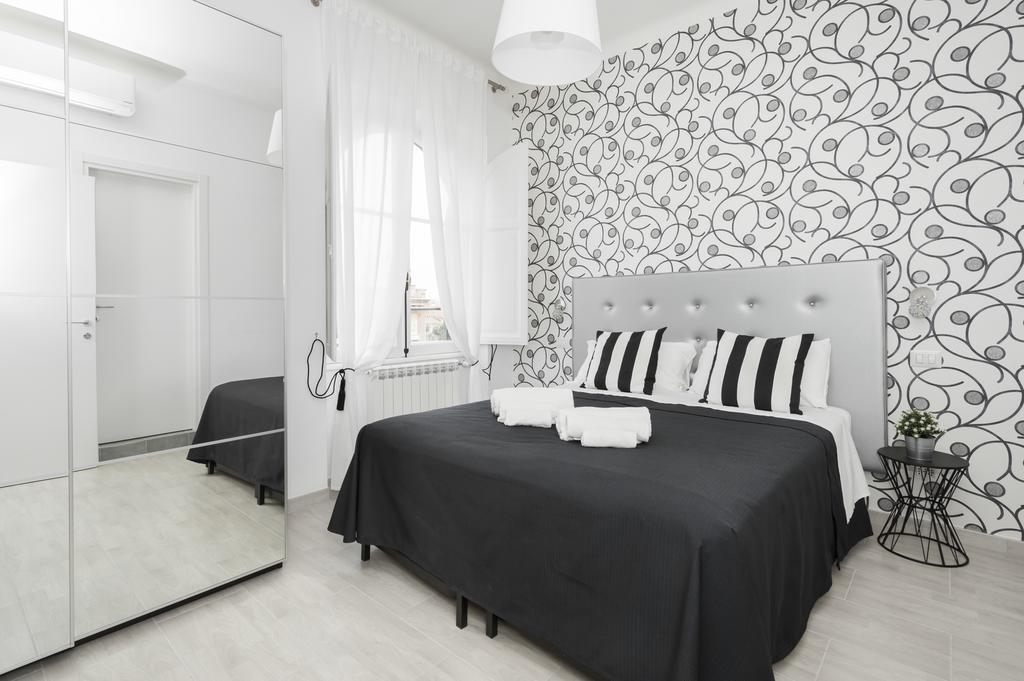 Deluxe Studio mit Blick auf das Kolosseum