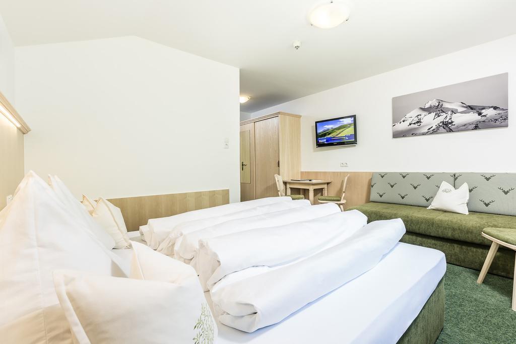 Standard Double Room,442636995:JPEG