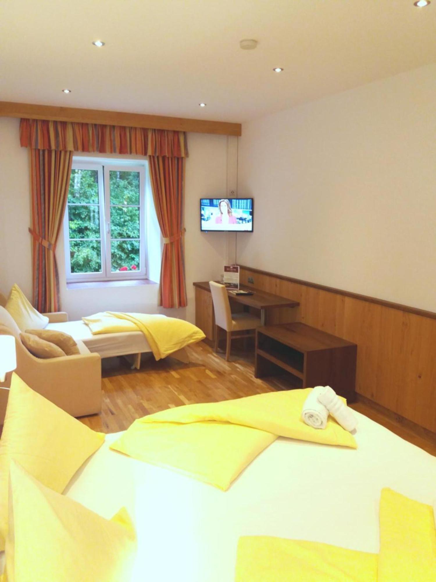 Dreibettzimmer