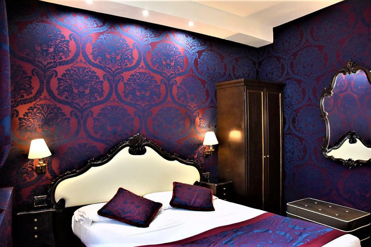 Dreibettzimmer