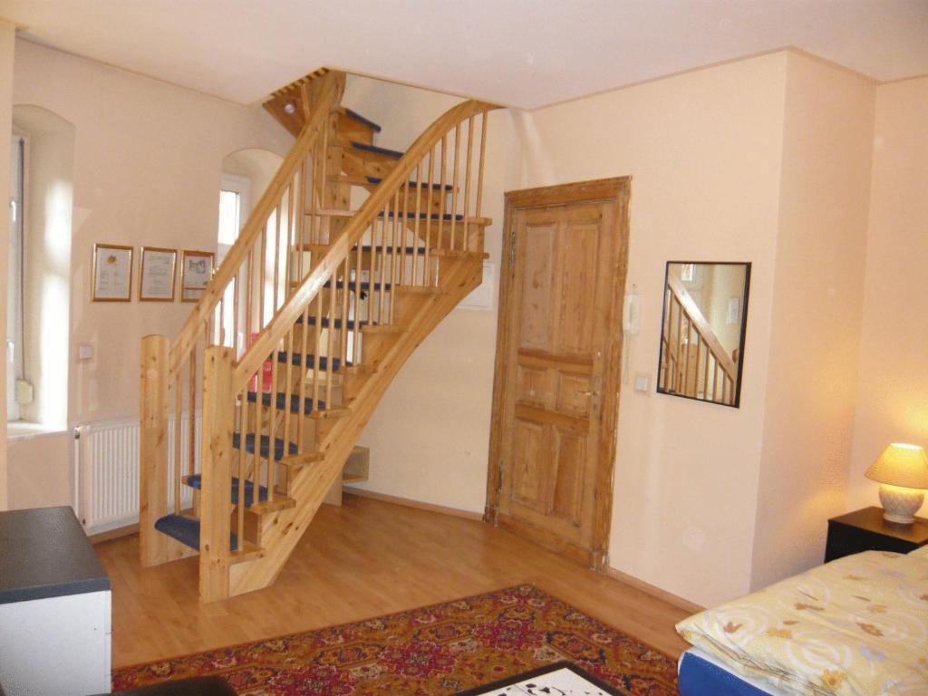 Apartment mit 2 Schlafzimmern und Terrasse