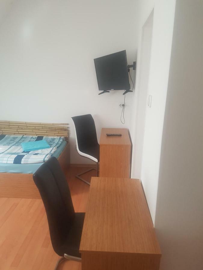 Budget Double Room,862579265:JPEG