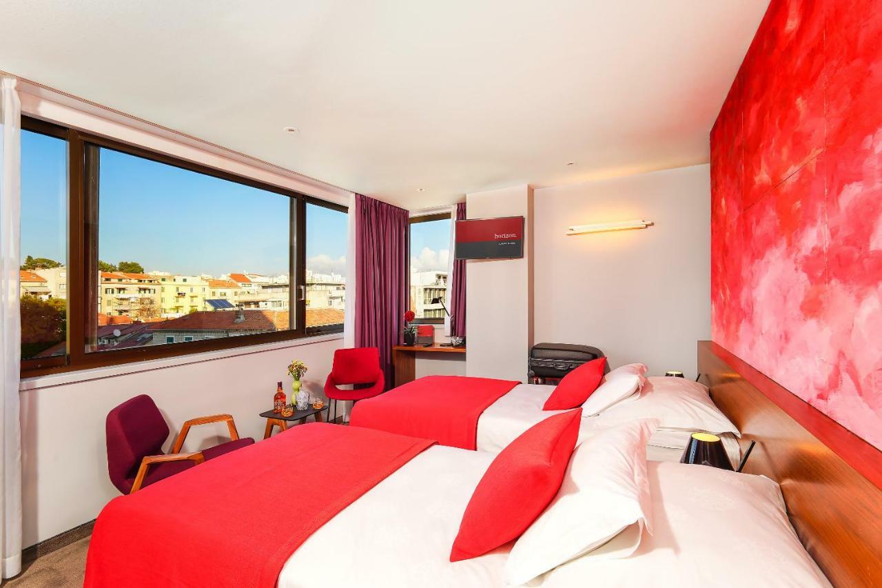 Deluxe Doppel-/Zweibettzimmer mit Stadtblick