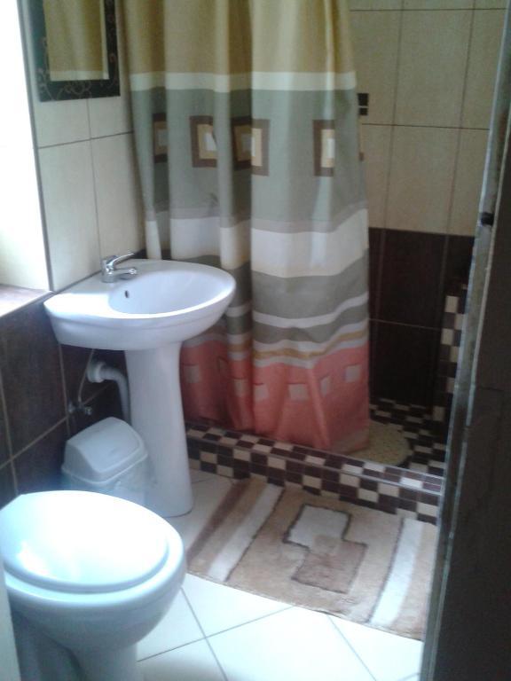 Zweibettzimmer mit Gemeinschaftsbad