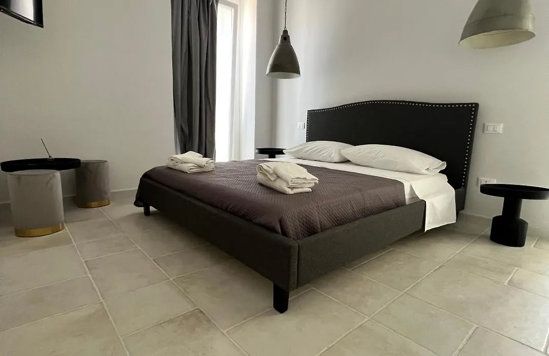 Donna Vita-1