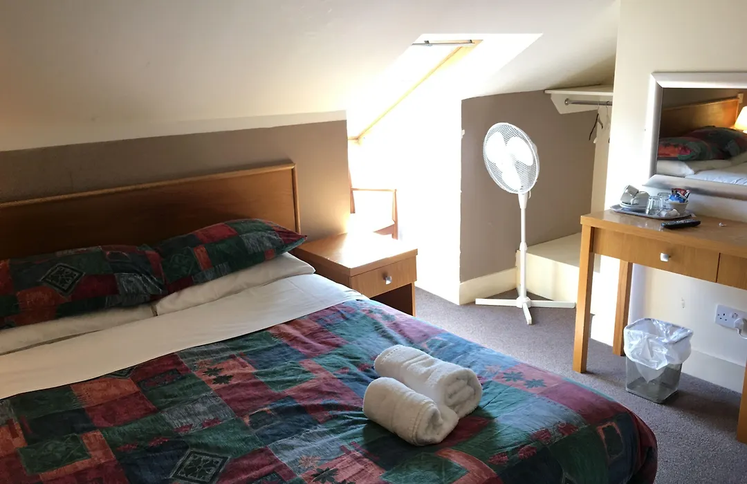 Smiths Hotel-1