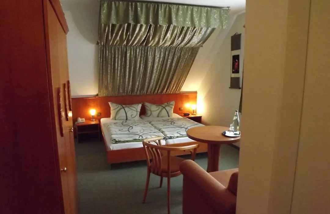 Pension Cora-1