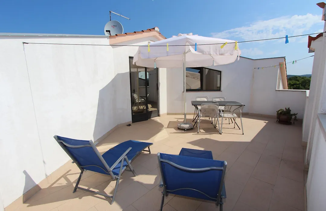 Rooms And Apartment Luana-1