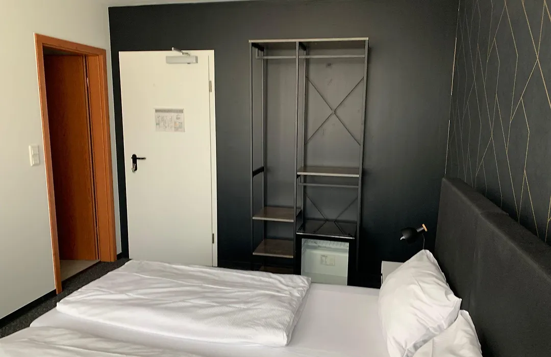 MOTELO Bielefeld - Smart HOTEL-1