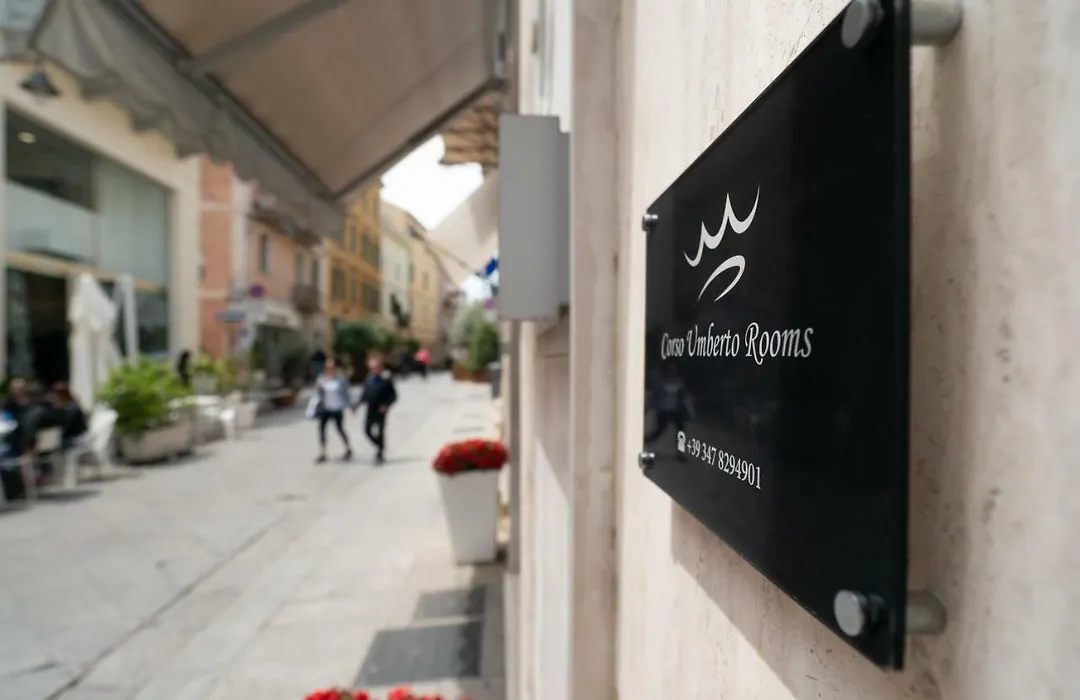 Corso Umberto Rooms-1