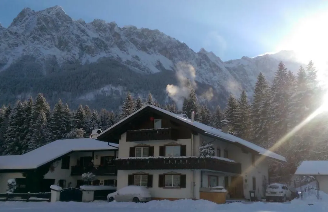 Gästehaus Lehnerer Grainau-1