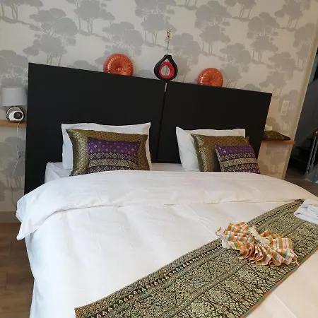 Baan Siam-3