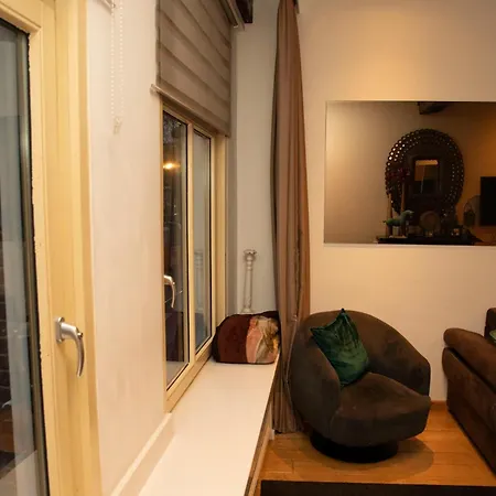 Red Light District B & B Canal View-2