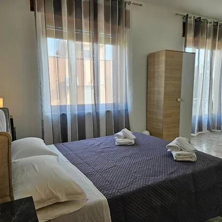 Porta Messina Rooms-3