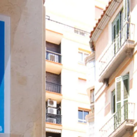 Carlos V Malaga-3