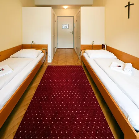 Gästehaus im Priesterseminar Salzburg-3