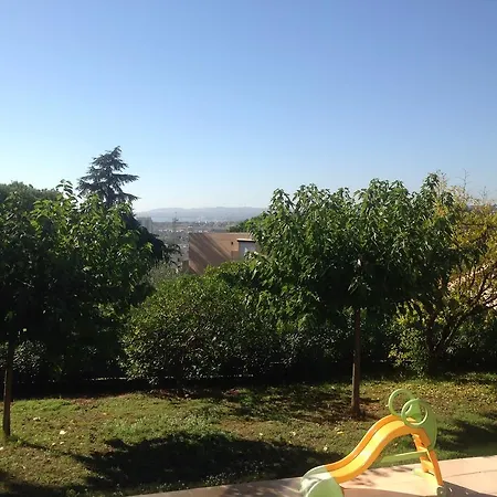 La Nectarine-2