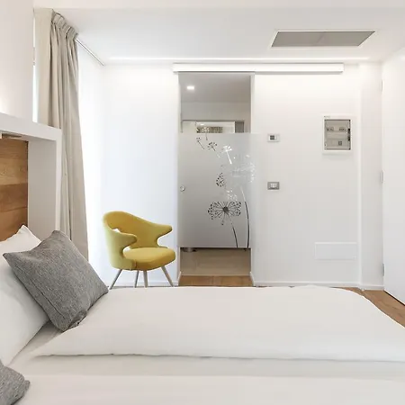 Alea - Garda Lake Suite-3