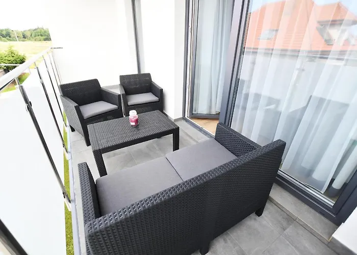 Hotel nahe College: Sunset Resort, Nadmorska 106