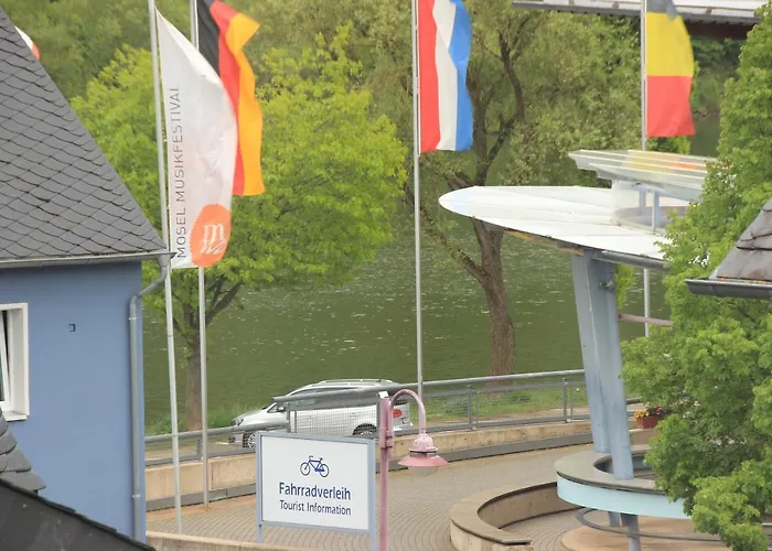 Wein und Gästehaus Hüls