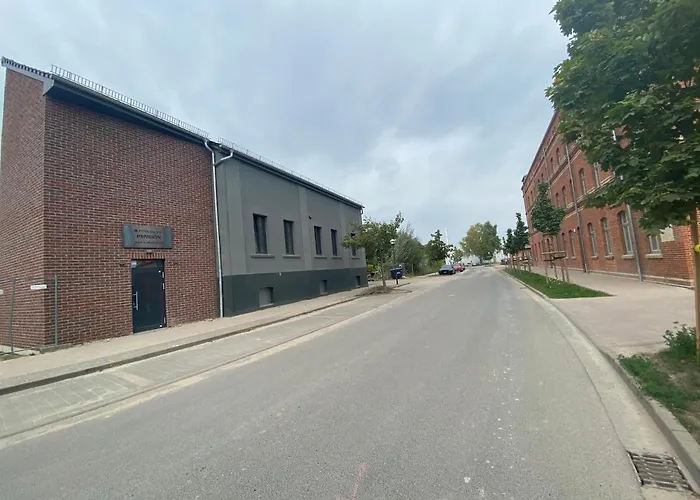 PRIMA Inn Unterkunft direkt über der Bar am Minimax