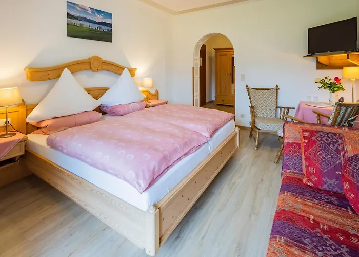 Hotel-Pension-Ostler