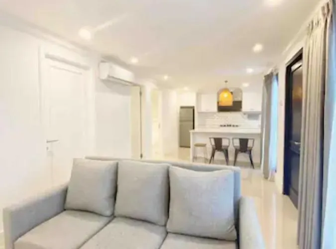 Loewys Home Tanjung Duren Jakarta Barat