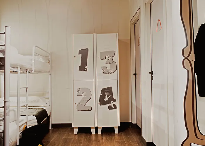 Room00 Chueca