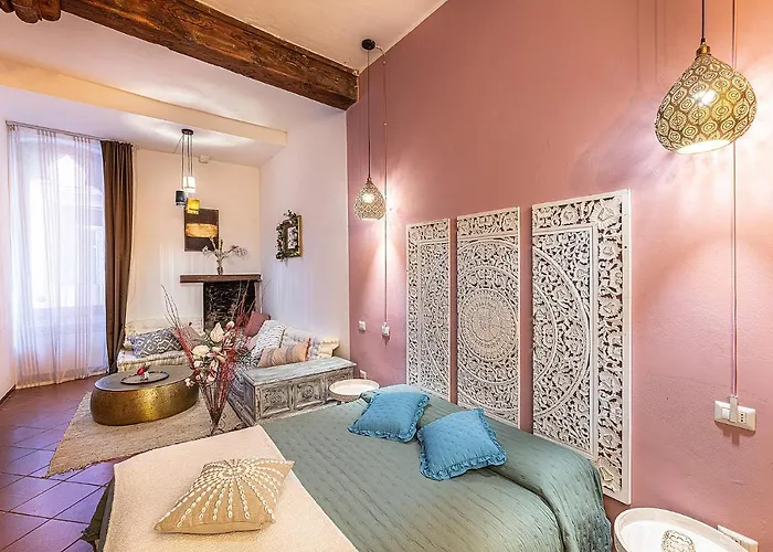 White & Gold Suite Verona