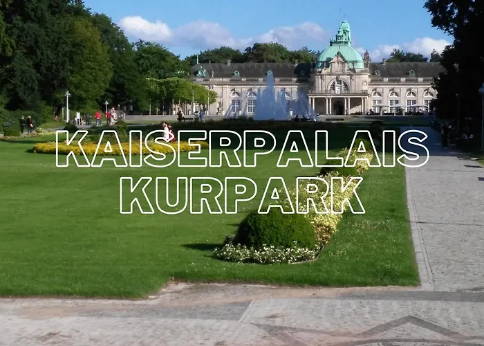 STAYaWHILE Apartment COMFORT nähe Herzzentrum, Bali Therme, Kurpark GOP, free Parking, Netflix, Boxspringbett, neues Duschbad
