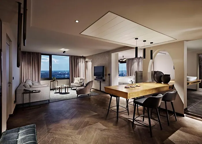 Lindner Dusseldorf Seestern, Part Of Jdv By Hyatt