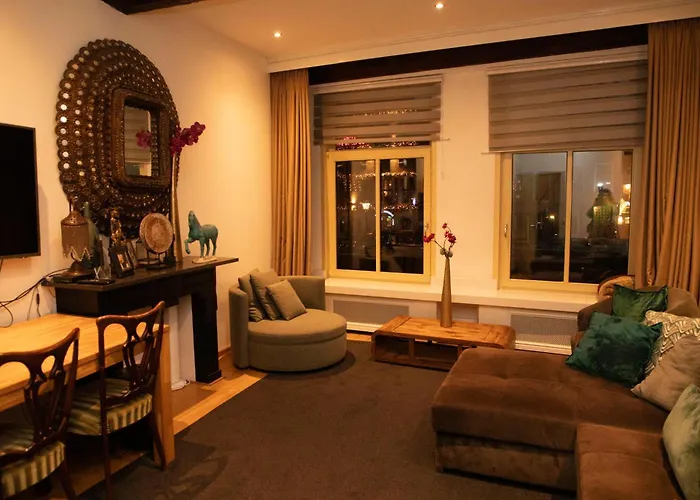 Red Light District B & B Canal View