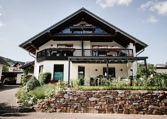 Ferienhaus Anne und Weingut Willi Fett