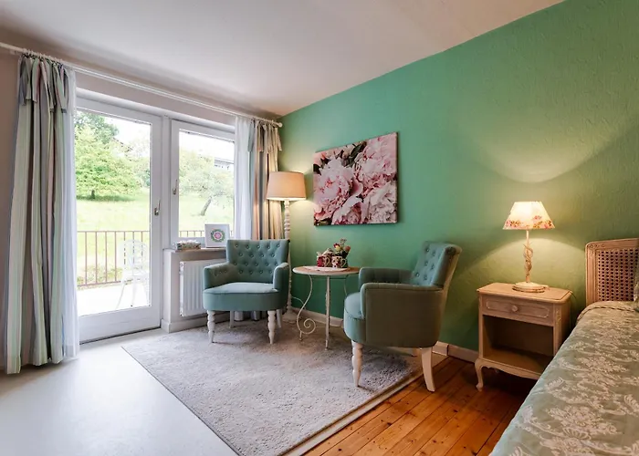 Pension Landhaus- Frühstückspension im Brombachtal