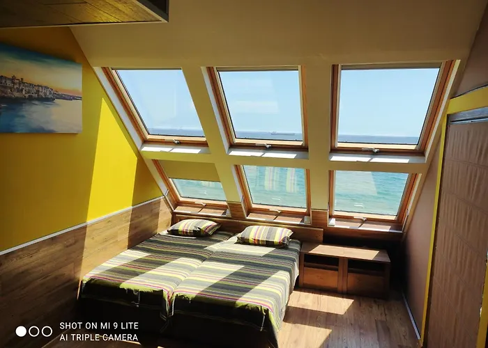 Hemingway Rooms In Happy Beach