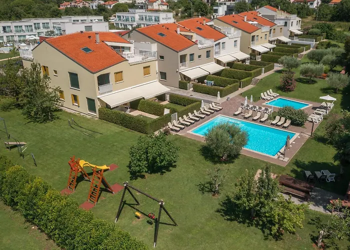 Ferienvermietung: Maj Premium Residence