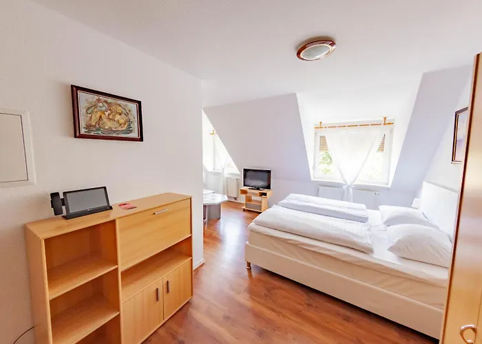 WEST Hotel an der Sächsischen Weinstrasse