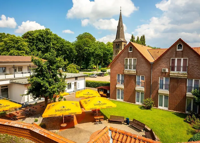 3-Sterne-Hotel: b-vier Hotel Bad Driburg