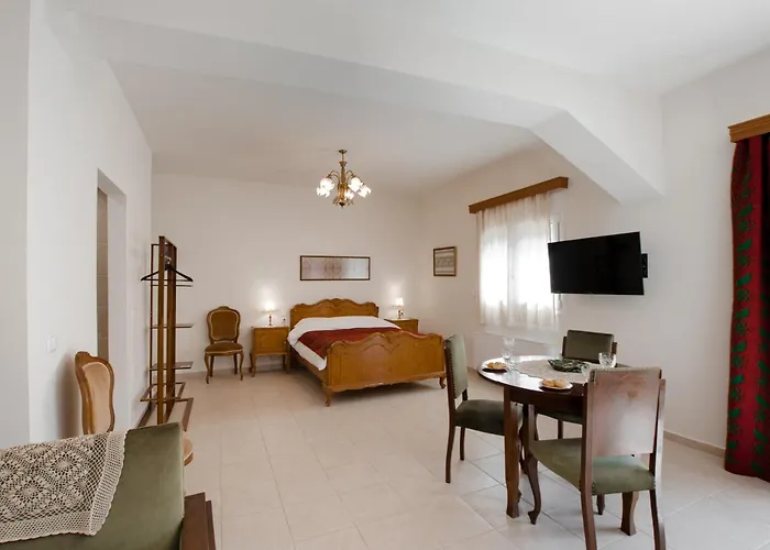 Prasini Folia - Traditional Residence