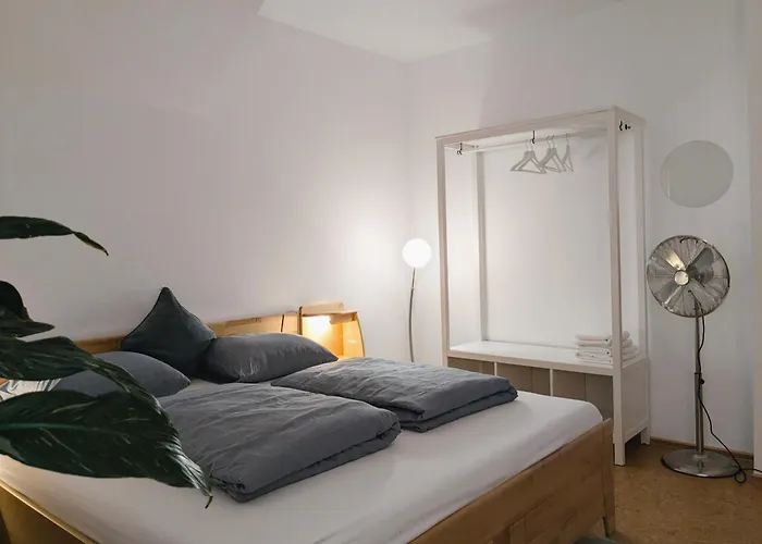 Stop & Sleep - Private Rooms